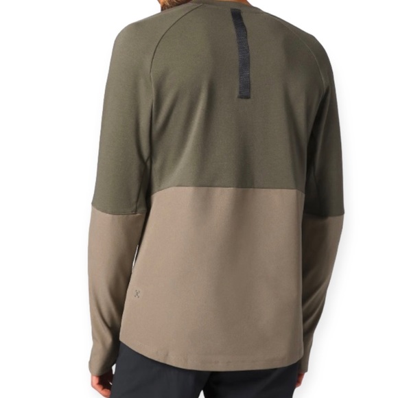 Lululemon Escape and Explore LS Size Medium Color Sage Stone and Silver - Picture 5 of 16